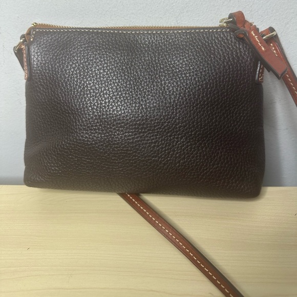 Dooney & Bourke vintage Crossbody - Picture 2 of 15